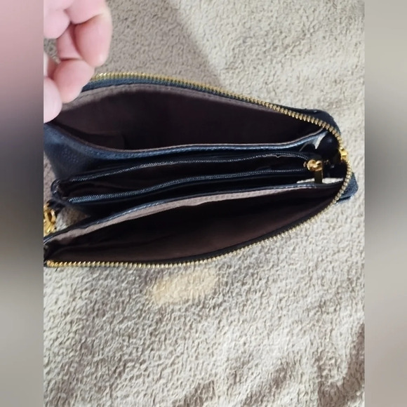 Kate Spade Black Wristlet - Picture 2 of 9